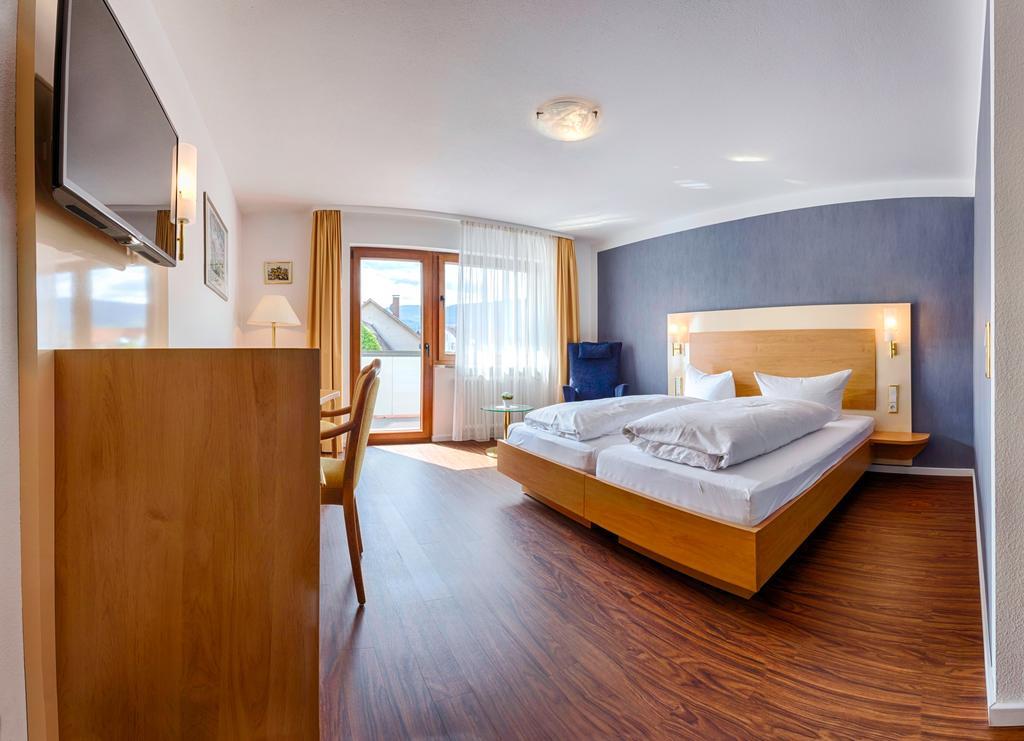 Hotel Fortuna Kirchzarten Ngoại thất bức ảnh