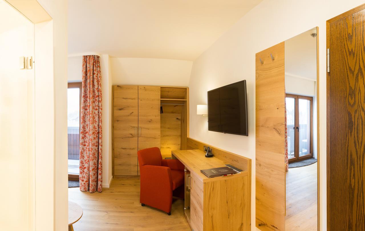 Hotel Fortuna Kirchzarten Ngoại thất bức ảnh