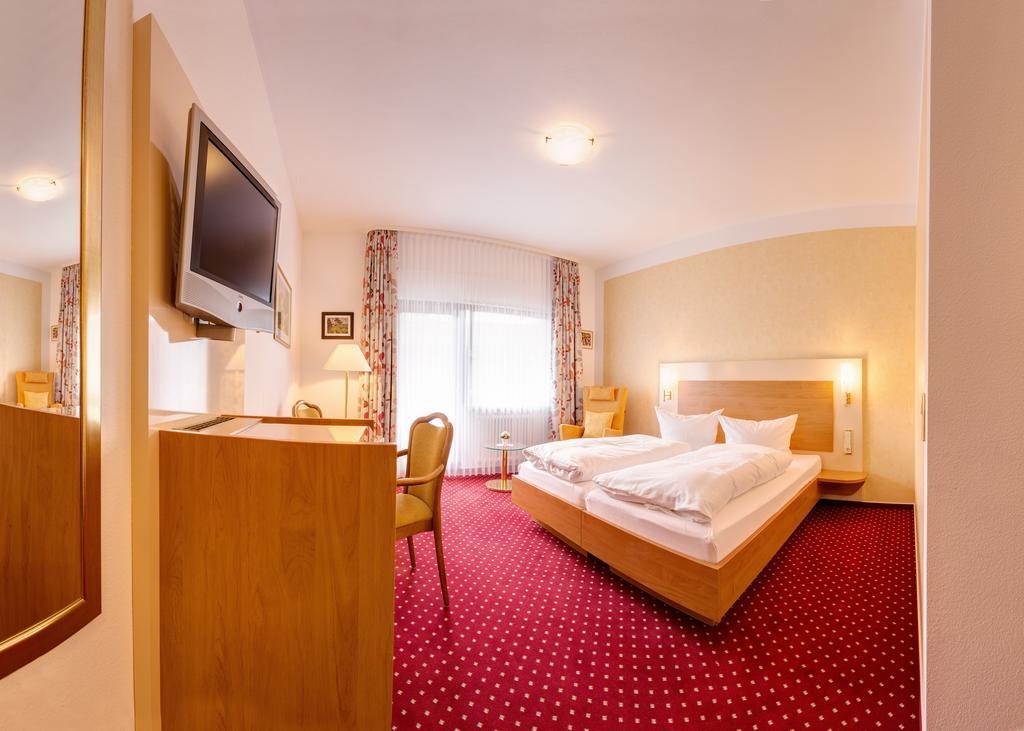 Hotel Fortuna Kirchzarten Phòng bức ảnh